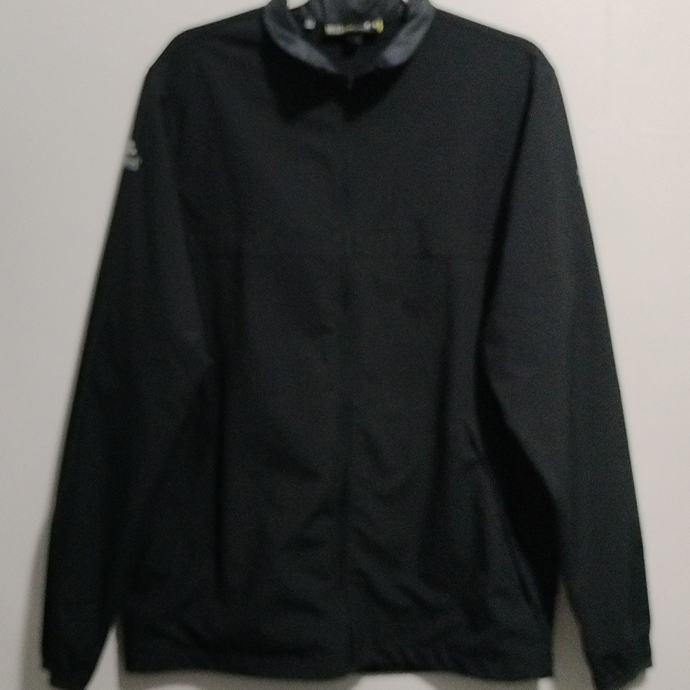 Under Armor windbreaker jacket size M